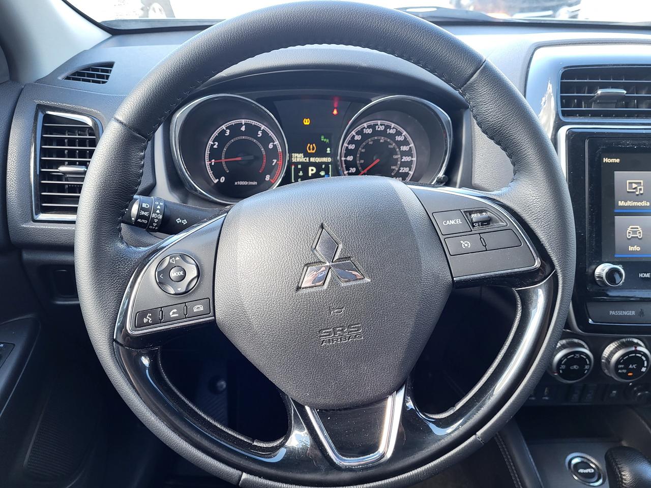 2022 Mitsubishi Outlander SE Photo