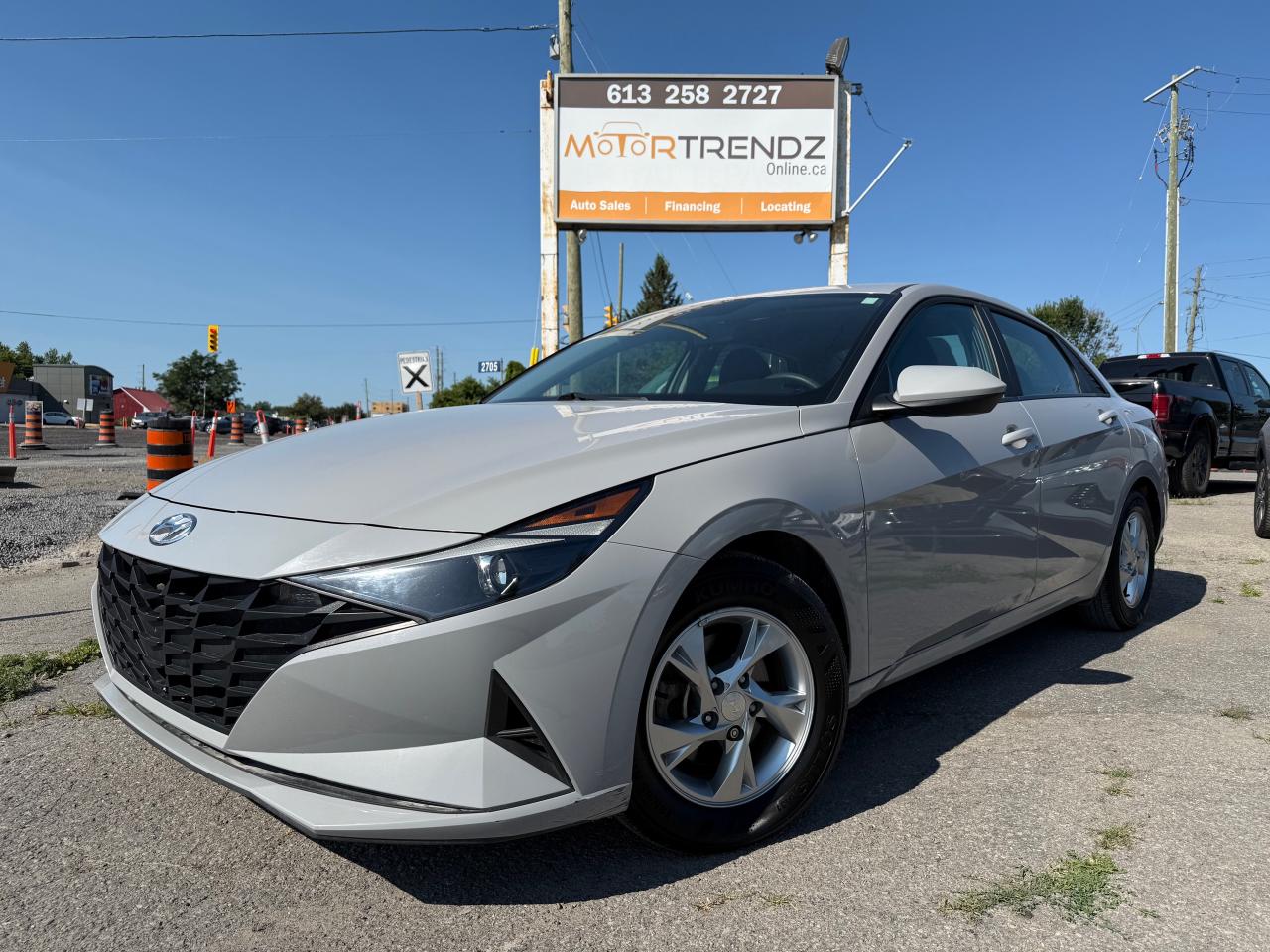 Used 2022 Hyundai Elantra ESSENTIAL 6-Speed Manual ! Heated Seats ! for sale in Kemptville, ON
