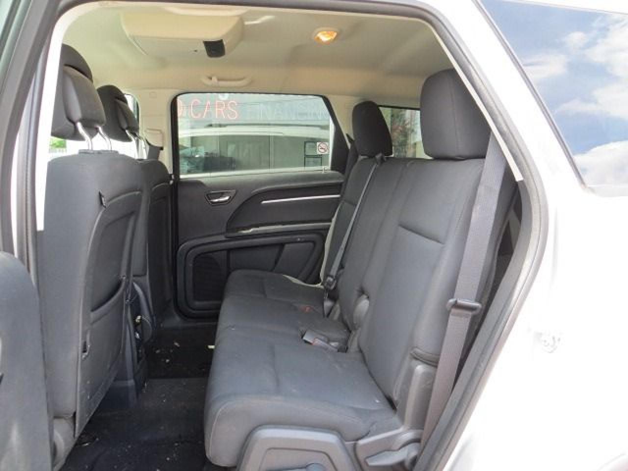 2010 Dodge Journey TRADE IN SPECIAL, 6CYL, DVD, IT RUNS WELL - Photo #9