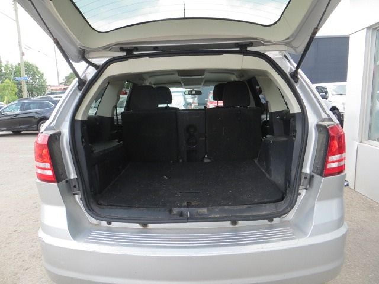 2010 Dodge Journey TRADE IN SPECIAL, 6CYL, DVD, IT RUNS WELL - Photo #10
