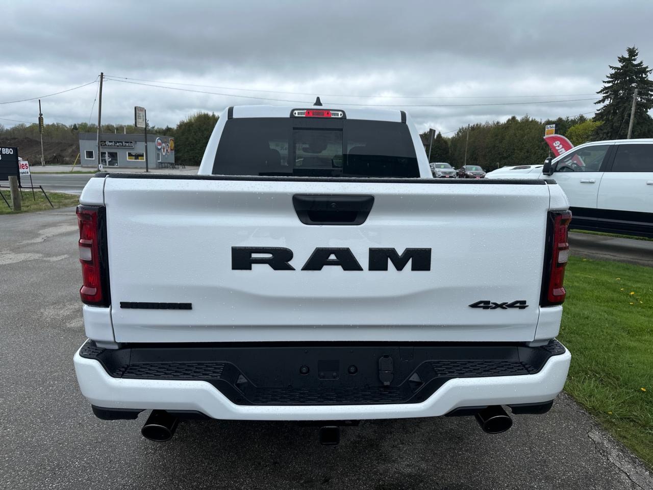 2025 RAM 1500 Big Horn NIGHT EDITION! PANO SUNROOF! Photo