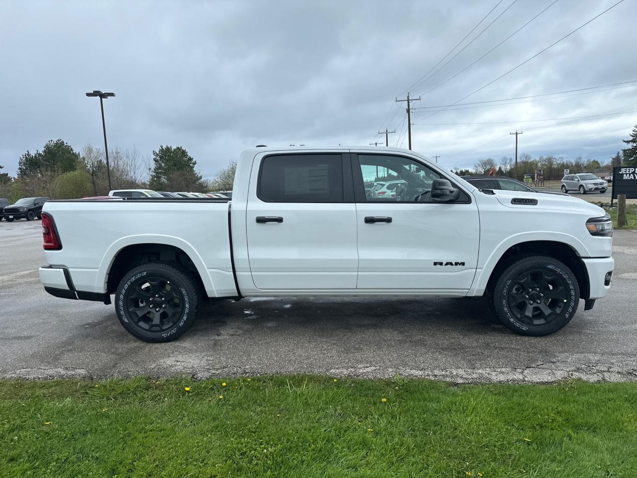 2025 RAM 1500 Big Horn NIGHT EDITION! PANO SUNROOF! Photo