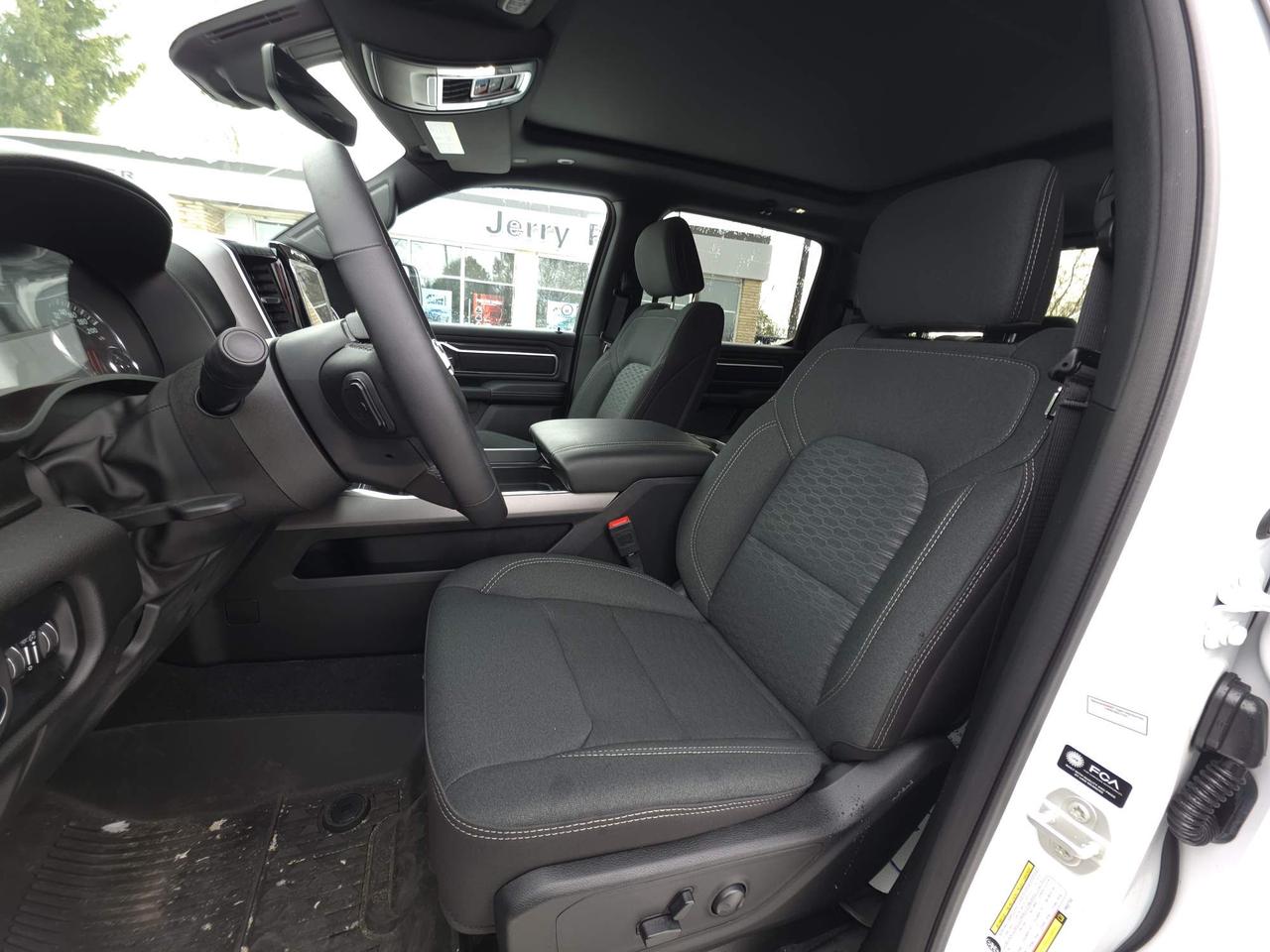 2025 RAM 1500 Big Horn NIGHT EDITION! PANO SUNROOF! Photo