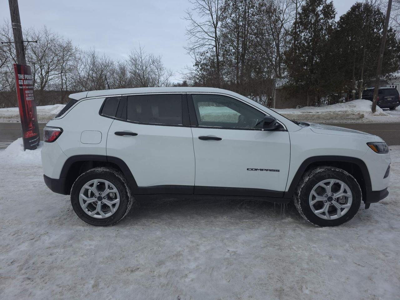 2026 Jeep Compass Sport 4x4! HEATED FRONT SEATS! 0% FINANCING UP TO 60 MONTHS! Photo3