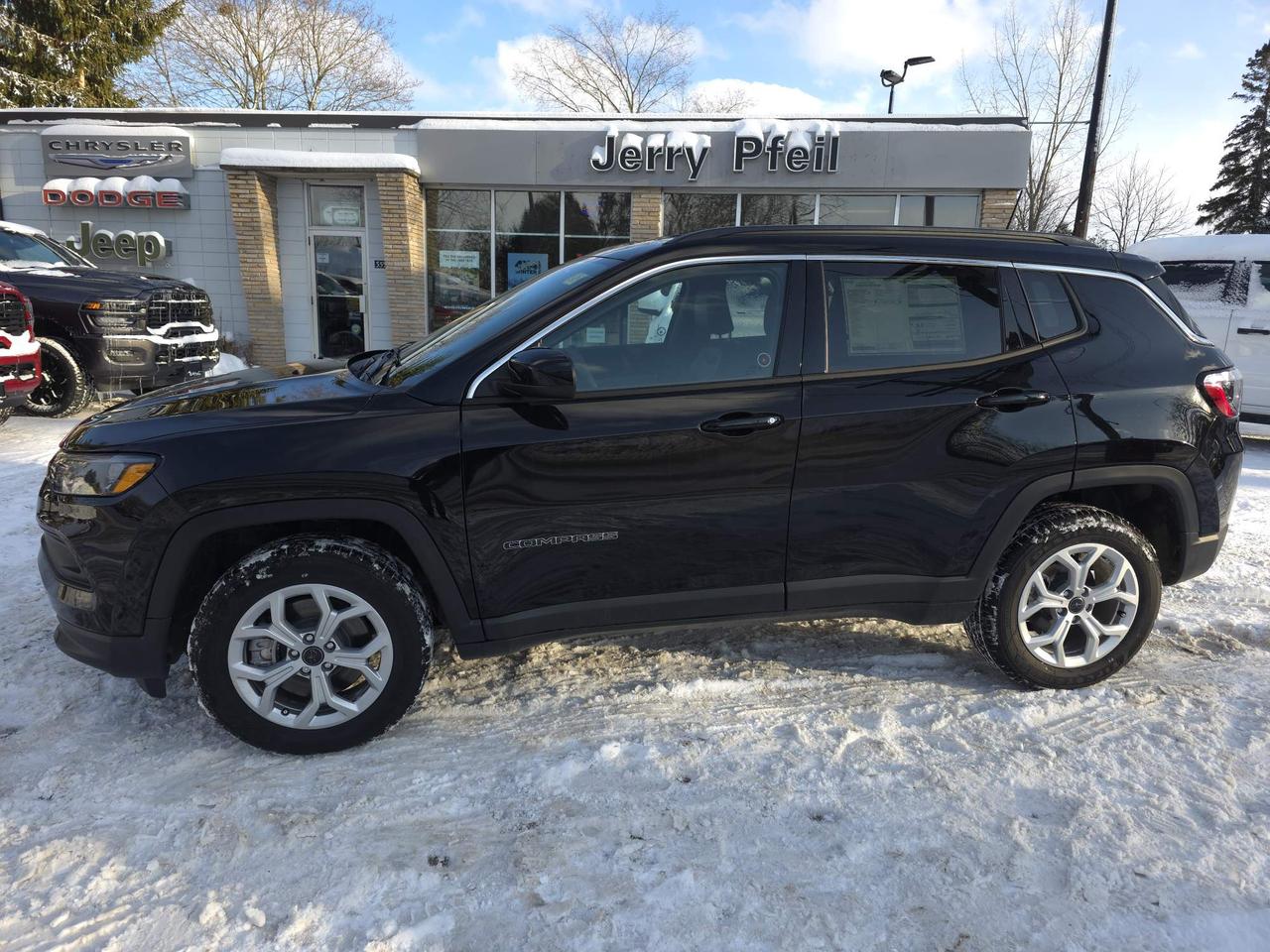 2026 Jeep Compass North 0% FINANCING UP TO 60 MONTHS! Photo