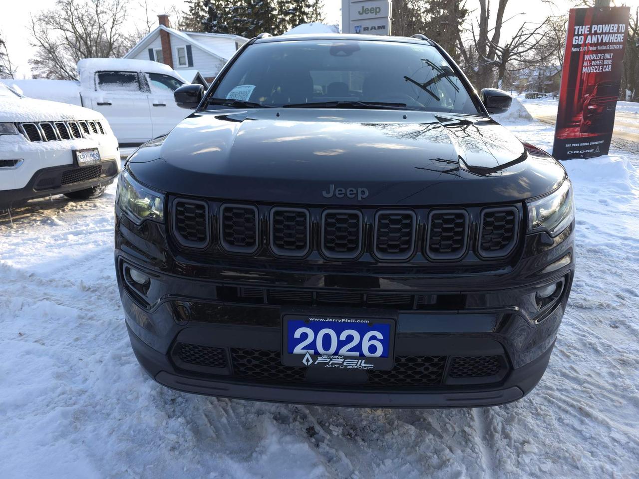 2026 Jeep Compass Limited SUNROOF, NAV, LEATHER, REMOTE START! 0% FINANCING UP TO 60 MONTHS! Photo3