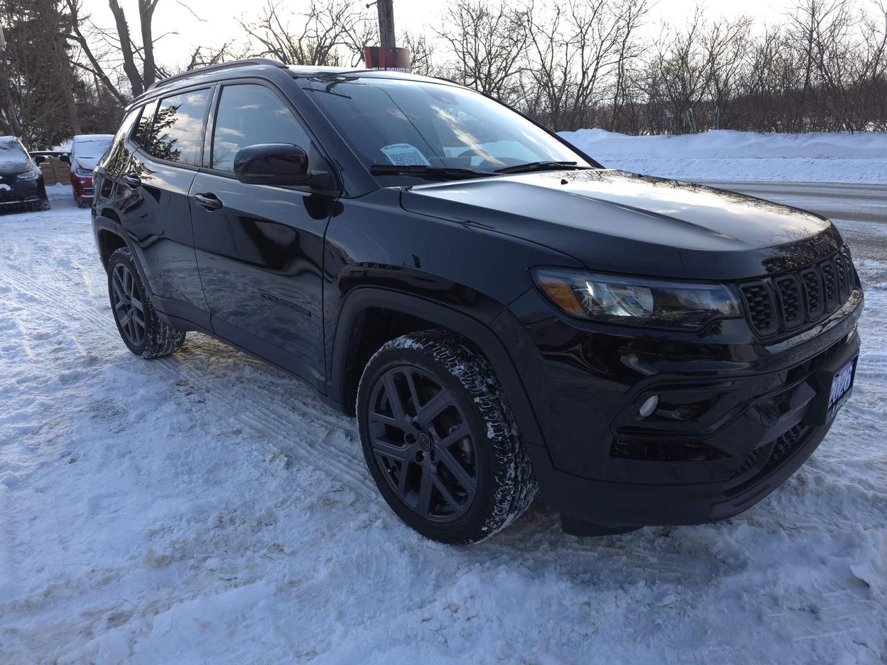 2026 Jeep Compass Limited SUNROOF, NAV, LEATHER, REMOTE START! 0% FINANCING UP TO 60 MONTHS! Photo4