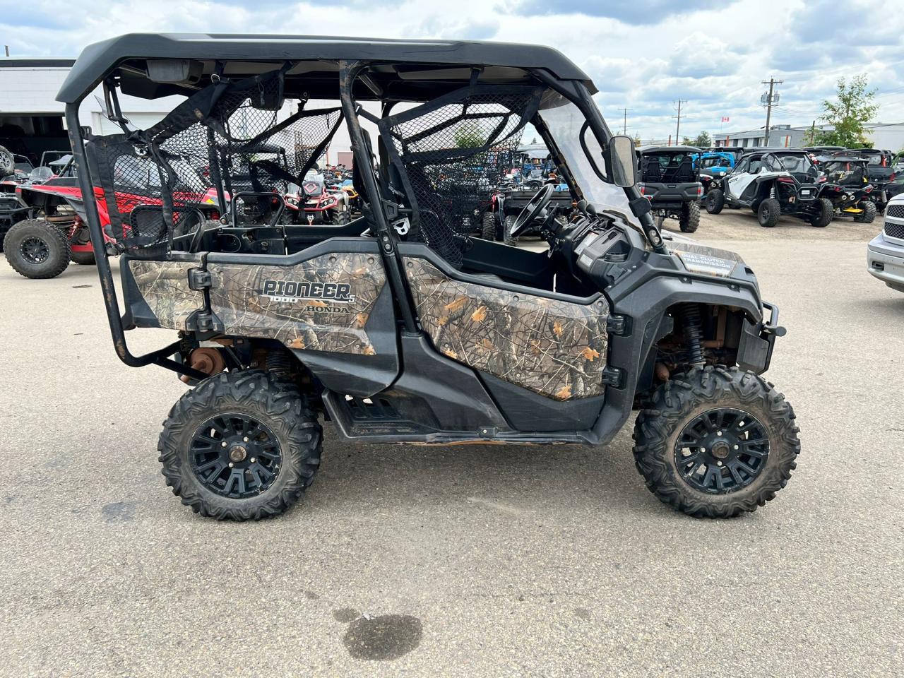 2021 Honda Pioneer 1000  - Photo #4