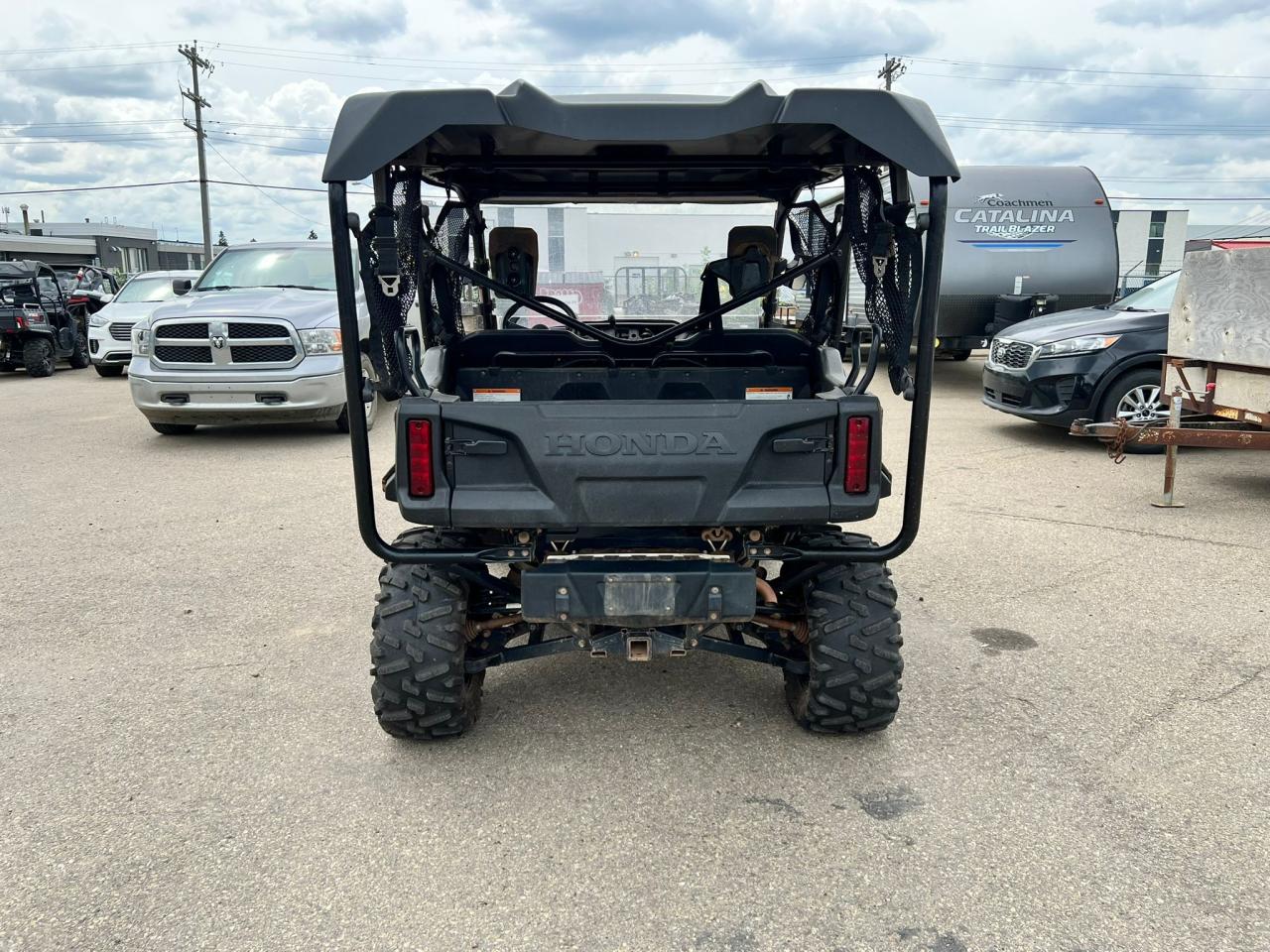 2021 Honda Pioneer 1000  - Photo #7