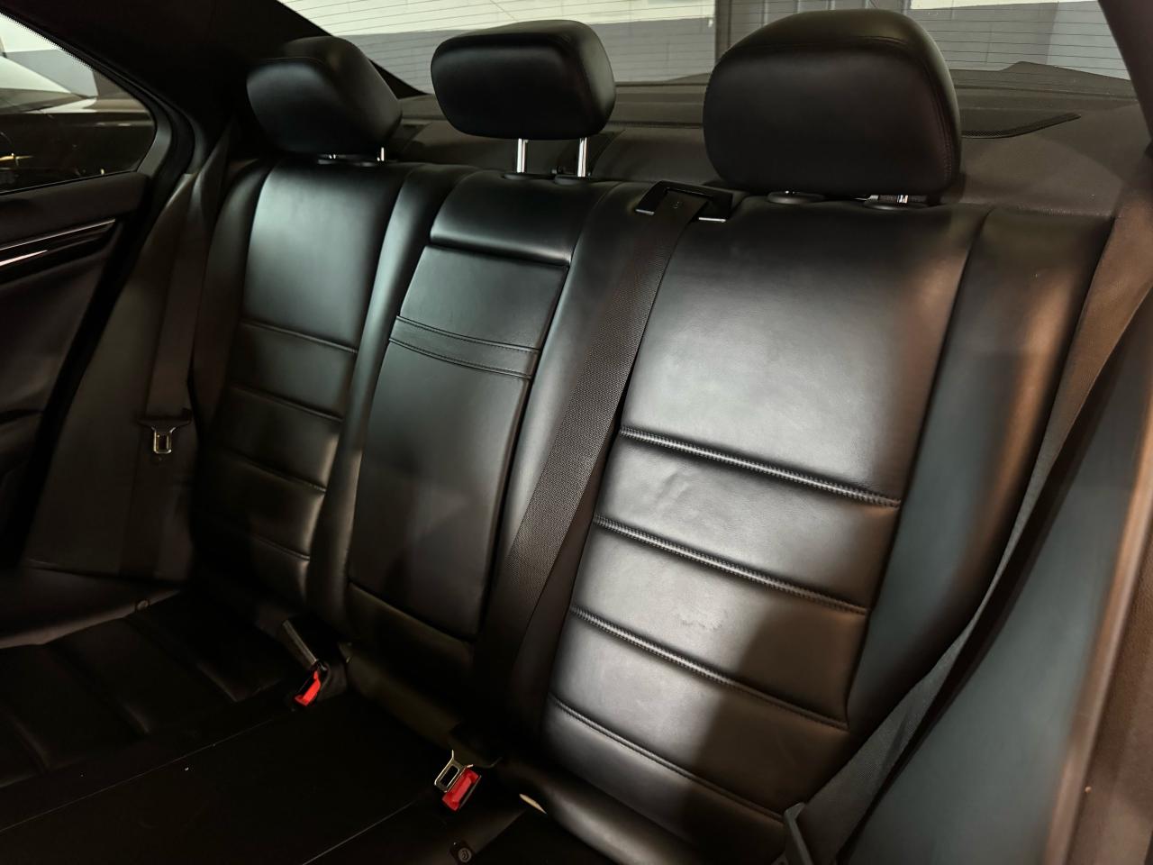 2012 Mercedes-Benz C63 AMG |NAV|BACKUP|HK SOUND|CLEAN CARFAX|451HP| - Photo #27