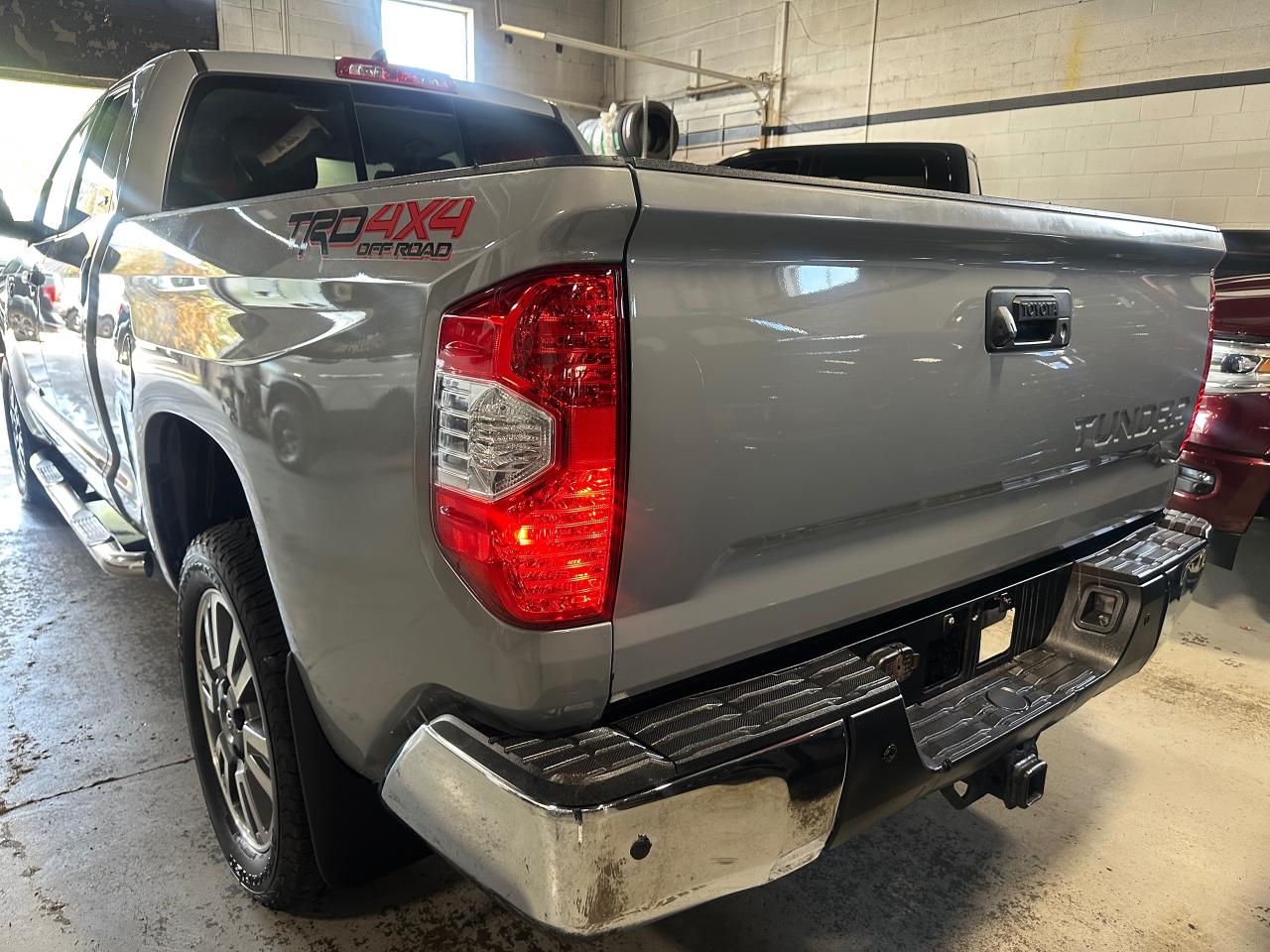 2020 Toyota Tundra SR5 5.7L V8 | DOUBLE CAB | NO ACCIDENTS - Photo #23