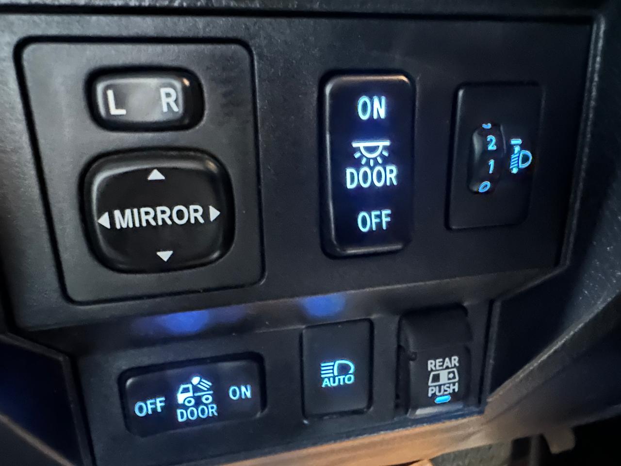 2020 Toyota Tundra SR5 5.7L V8 | DOUBLE CAB | NO ACCIDENTS - Photo #41
