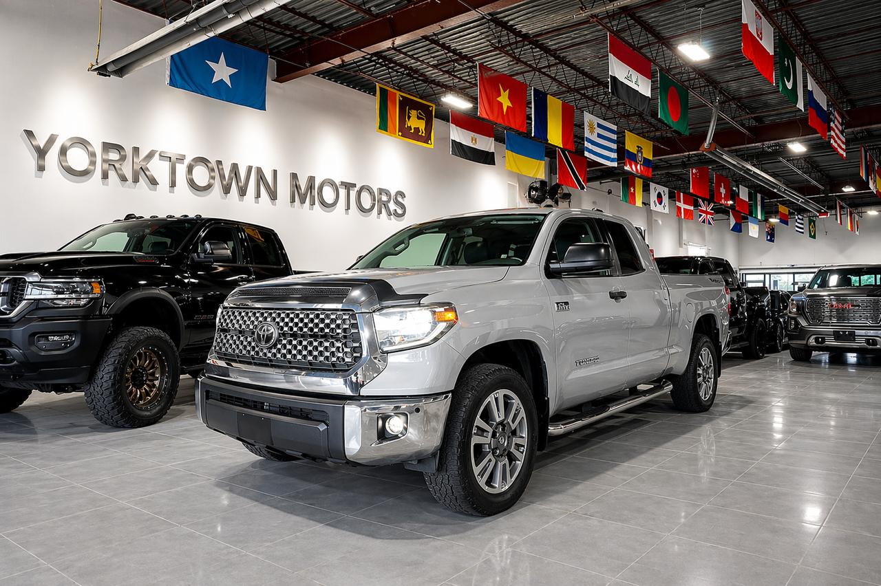 2020 Toyota Tundra SR5 5.7L V8 | DOUBLE CAB | NO ACCIDENTS - Photo #1