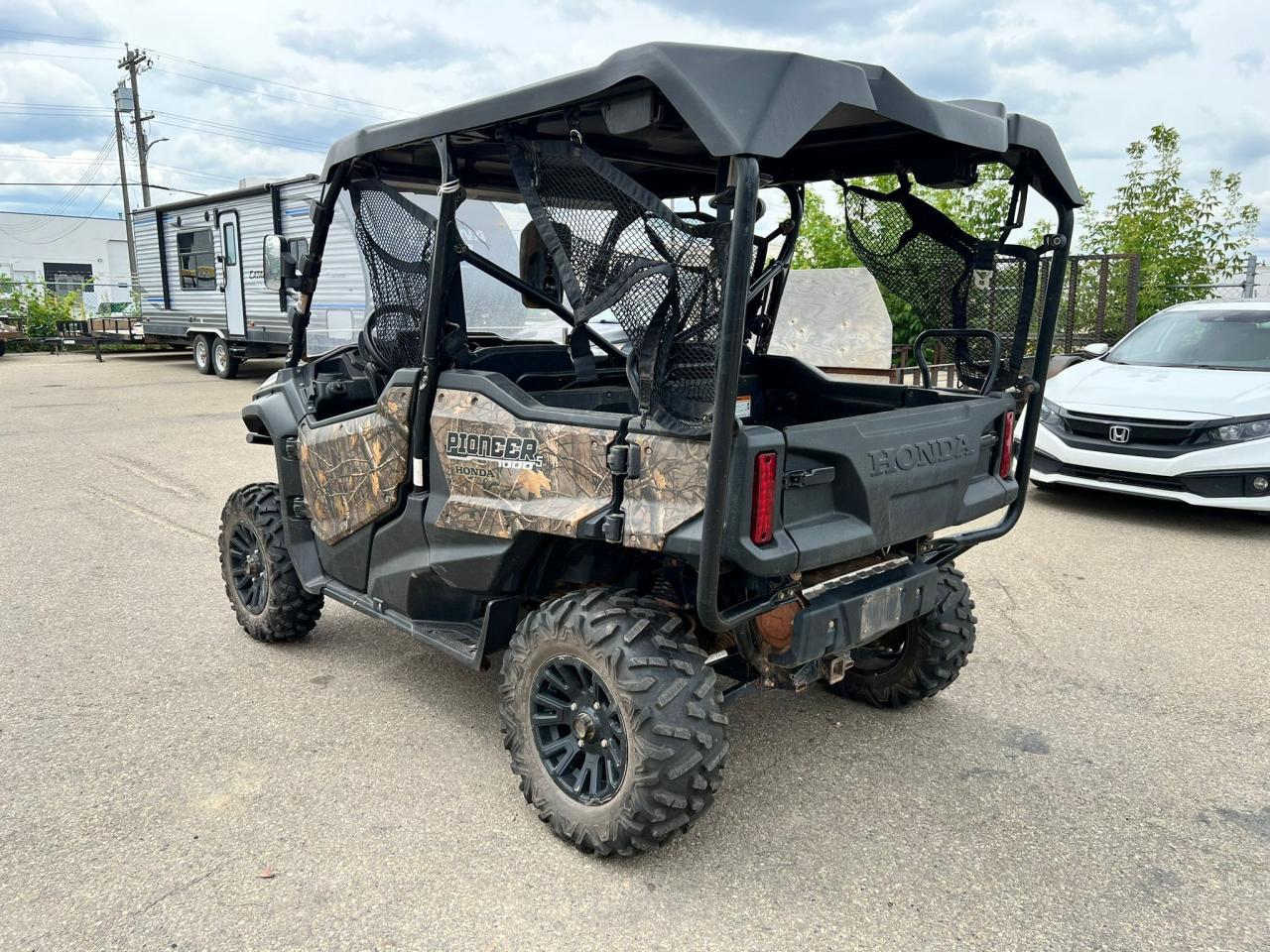 2021 Honda Pioneer 1000  - Photo #3