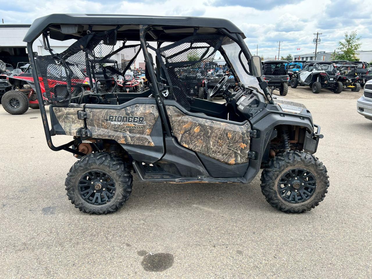 2021 Honda Pioneer 1000  - Photo #4