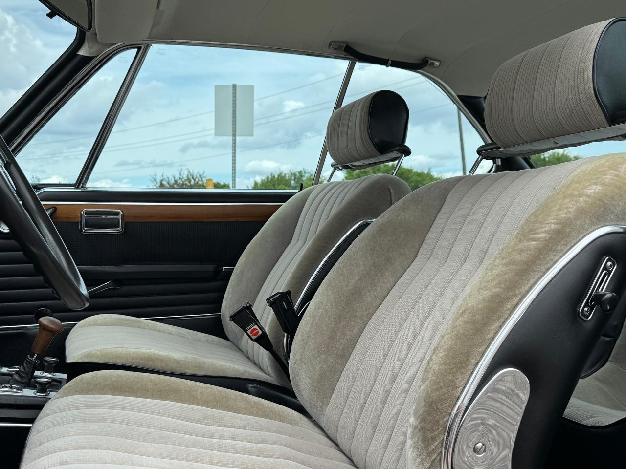 1972 BMW 3 Series 3.0 CSI **IMMACULATE CONDITION** - Photo #37