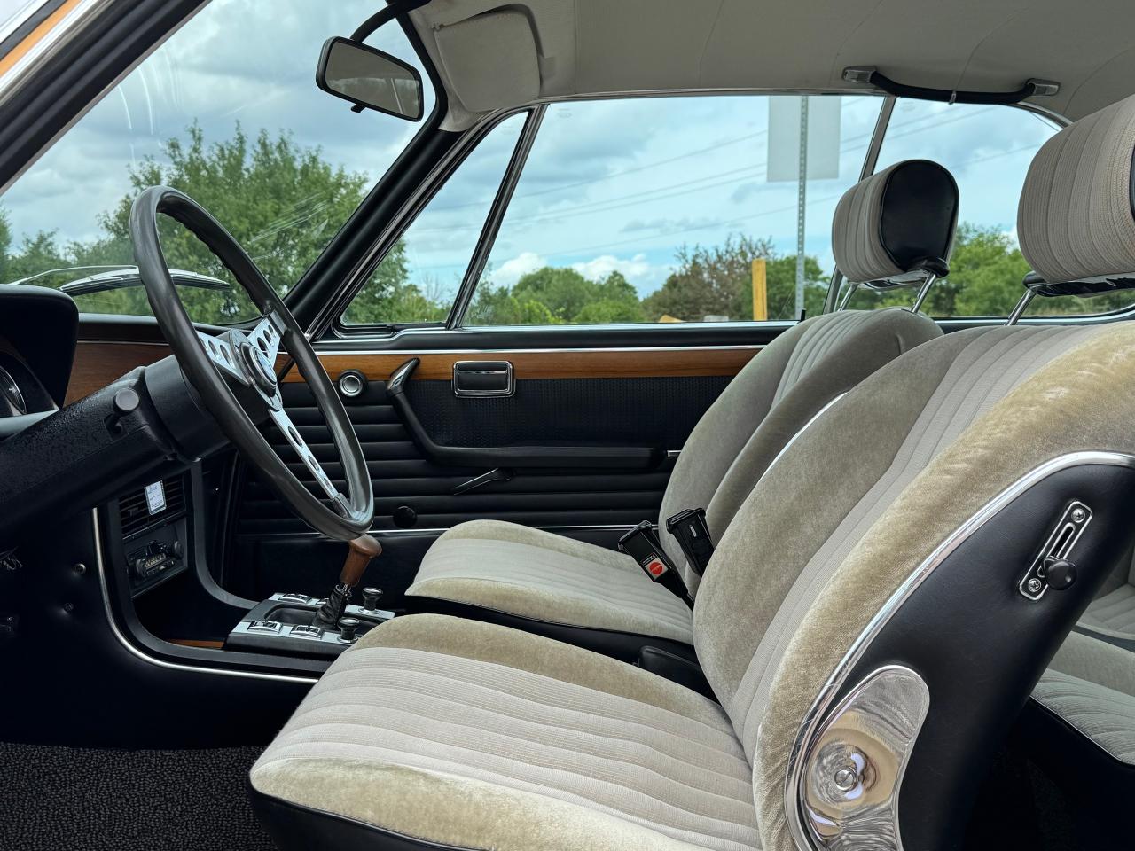 1972 BMW 3 Series 3.0 CSI **IMMACULATE CONDITION** - Photo #36