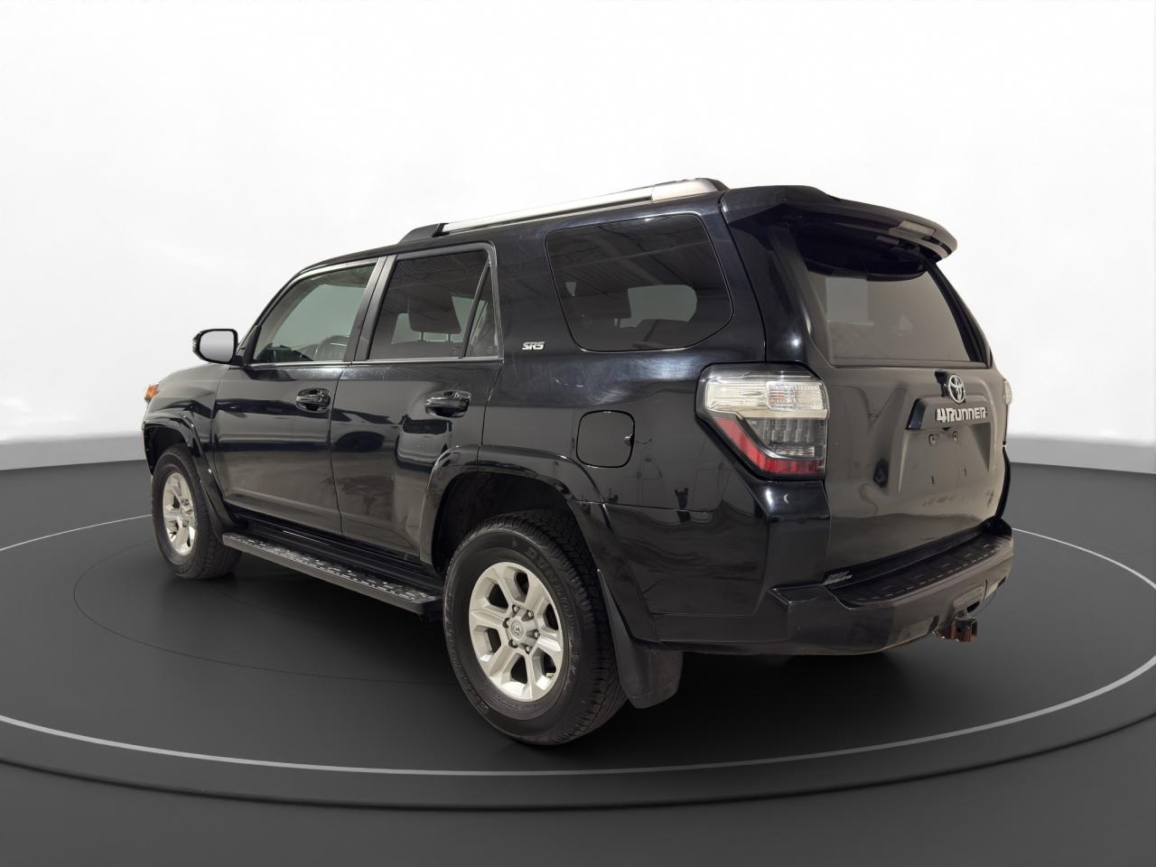 2021 Toyota 4Runner 4WD - Photo #5