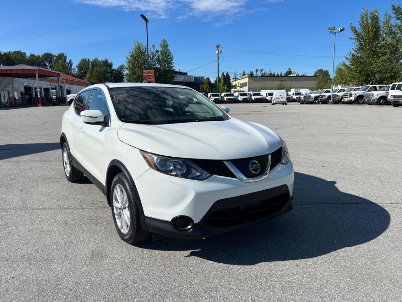 2019 Nissan Qashqai S - Photo #3