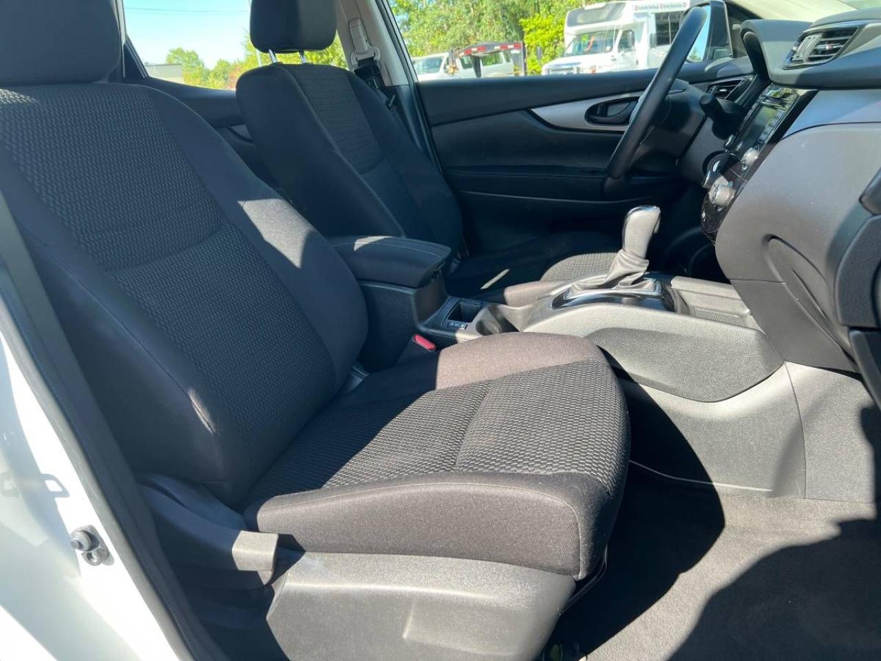 2019 Nissan Qashqai S - Photo #13