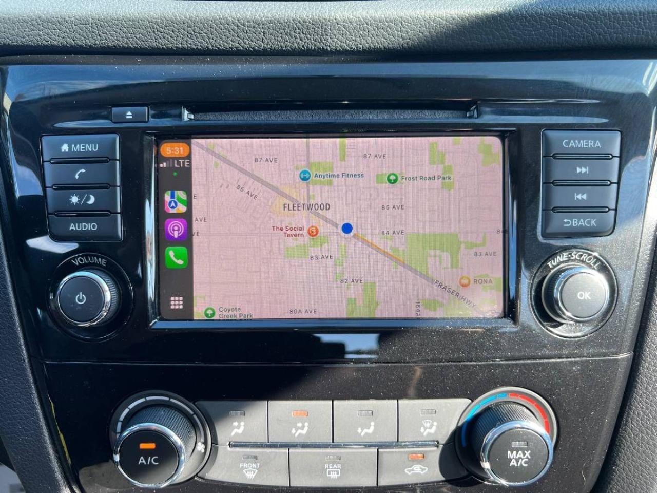 2019 Nissan Qashqai S - Photo #18