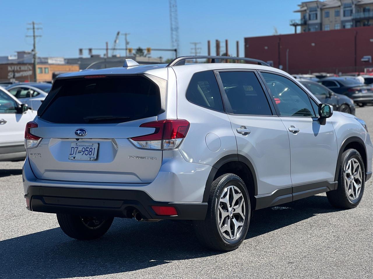 2021 Subaru Forester 2.5i Touring W/Eyesight pkg AWD - Photo #12