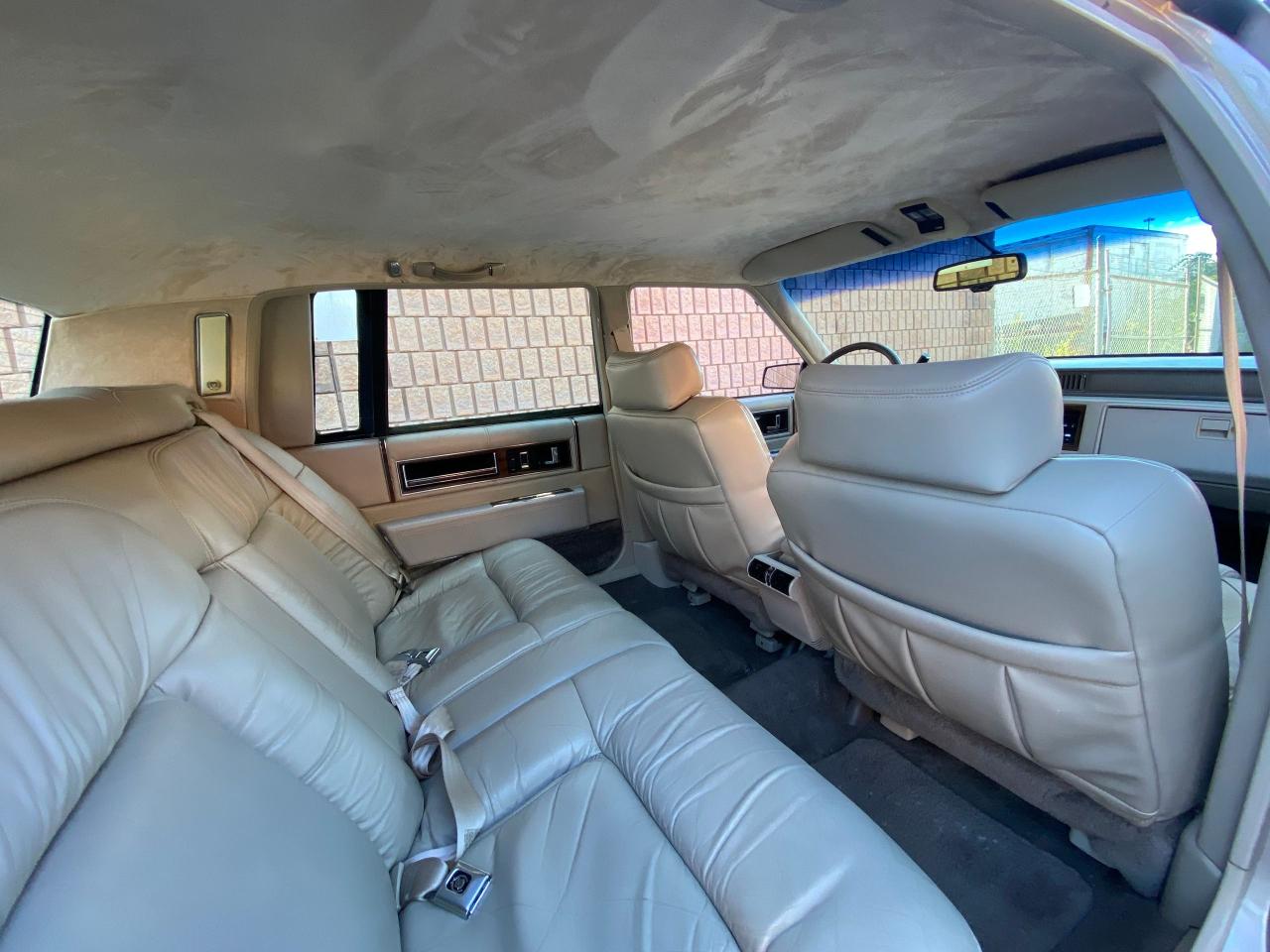1992 Cadillac DeVille CONTINENTAL KIT - GOLD PKG - FLORIDA CAR - Photo #20