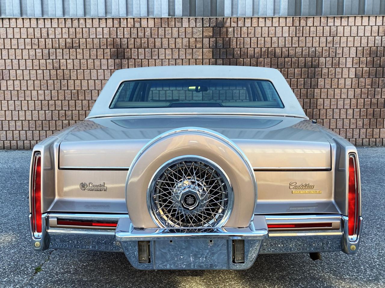 1992 Cadillac DeVille CONTINENTAL KIT - GOLD PKG - FLORIDA CAR - Photo #7