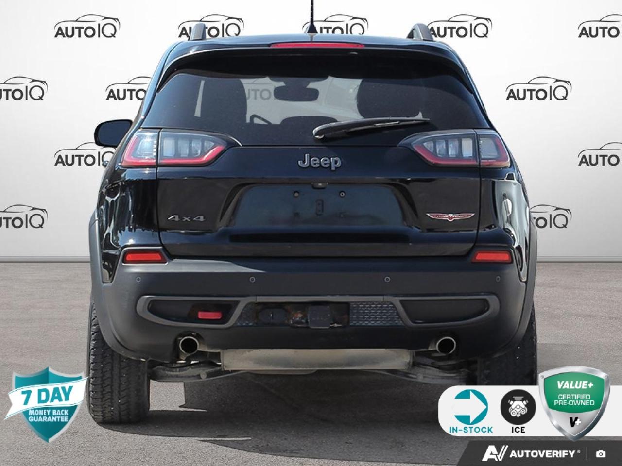 2020 Jeep Cherokee Trailhawk SUNROOF | HEATED SEATS & WHEEL | NAV Photo4