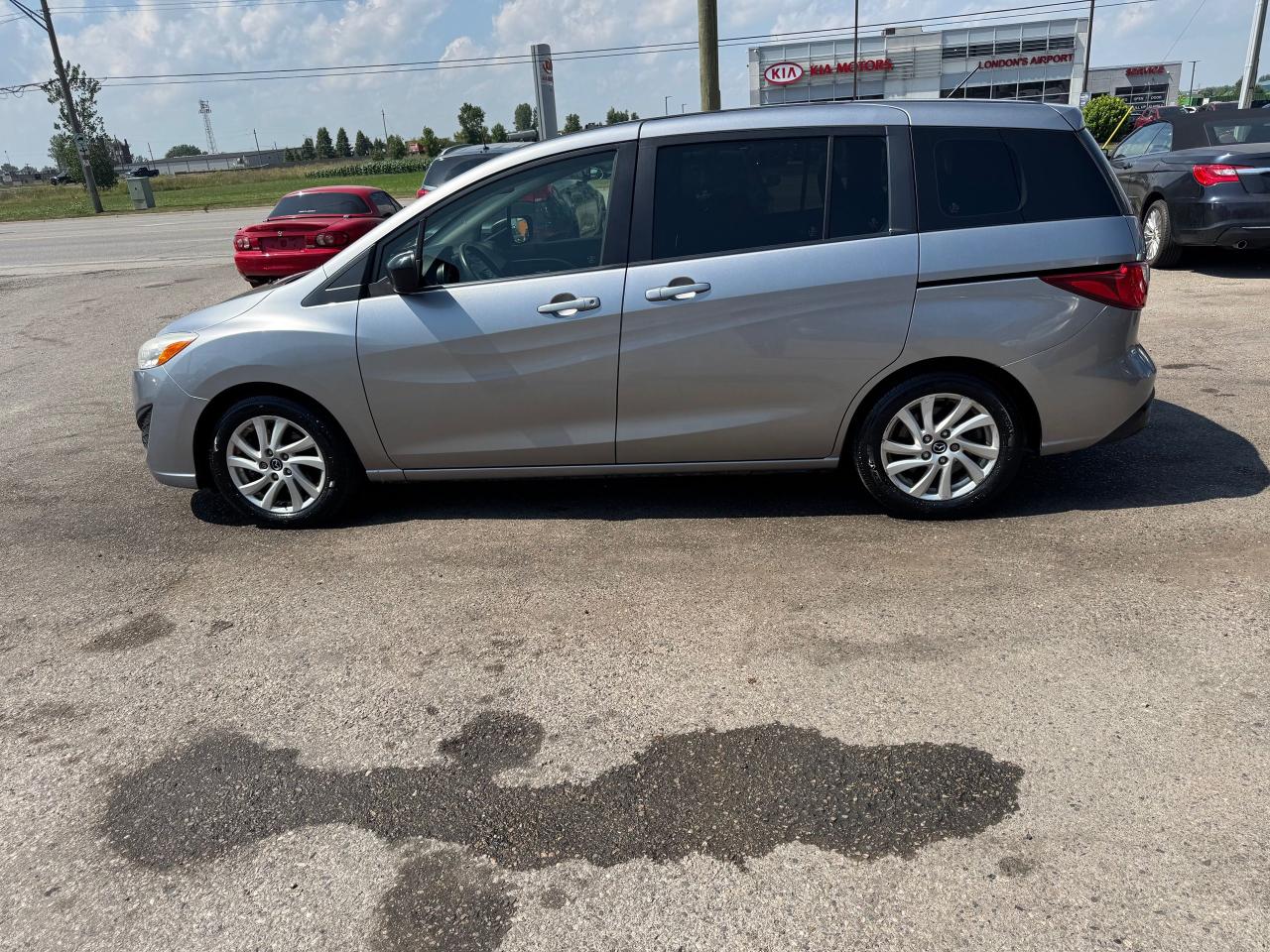 2014 Mazda MAZDA5 GS, AUTO, 6 PASSENGER, ONLY 77,000KMS, CERTIFIED - Photo #2