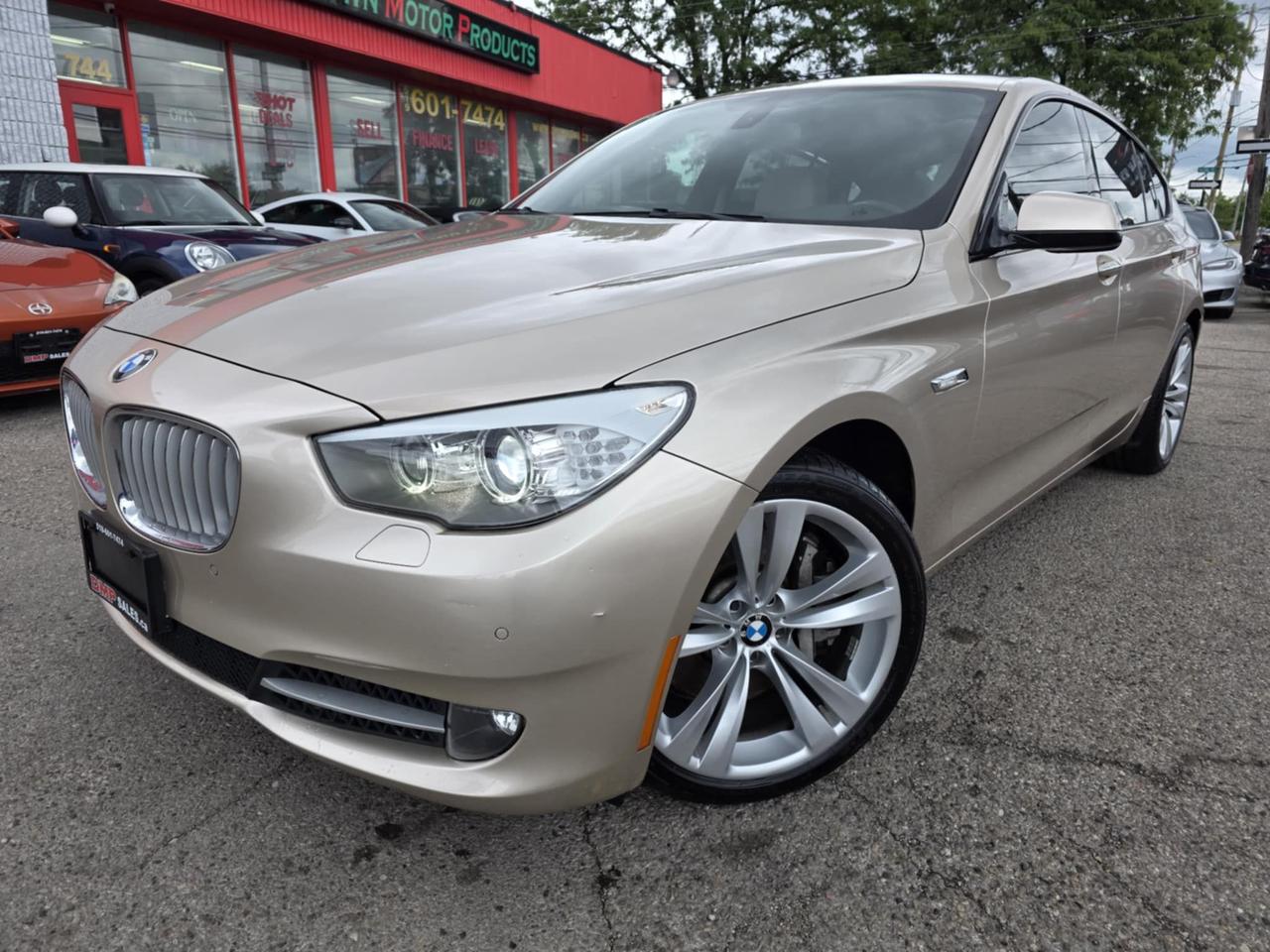 2011 BMW 5 Series 550i xDrive Gran Turismo Photo1