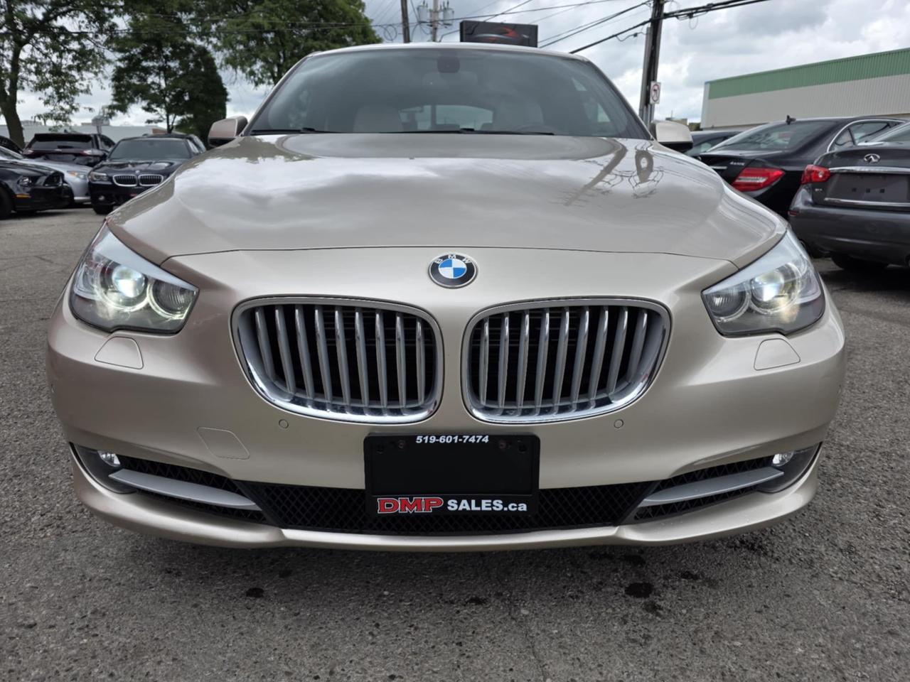 2011 BMW 5 Series 550i xDrive Gran Turismo Photo