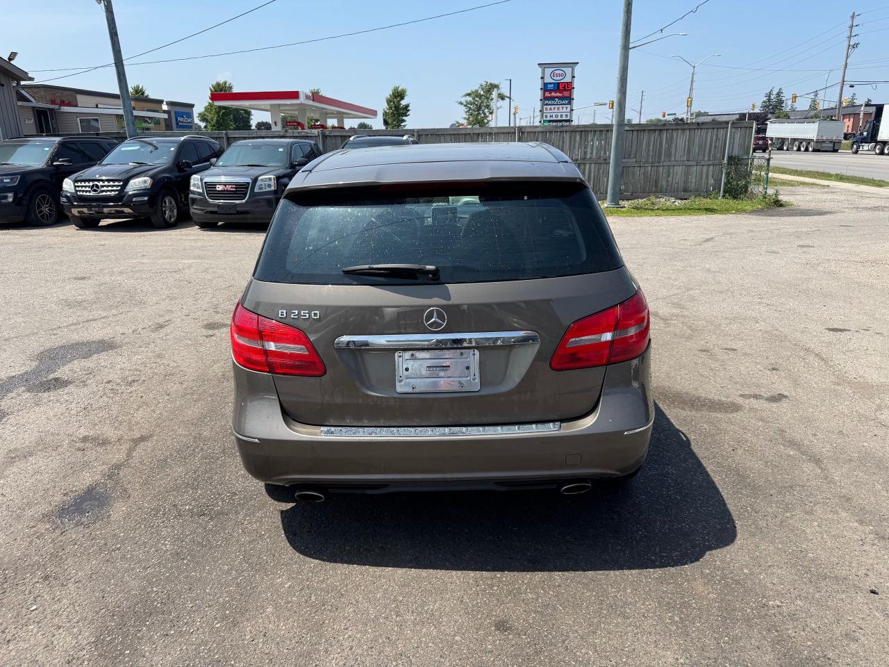 2013 Mercedes-Benz B-Class B 250 SPORTS TOURER, ENGINE NEEDS REPAIR, AS IS - Photo #4