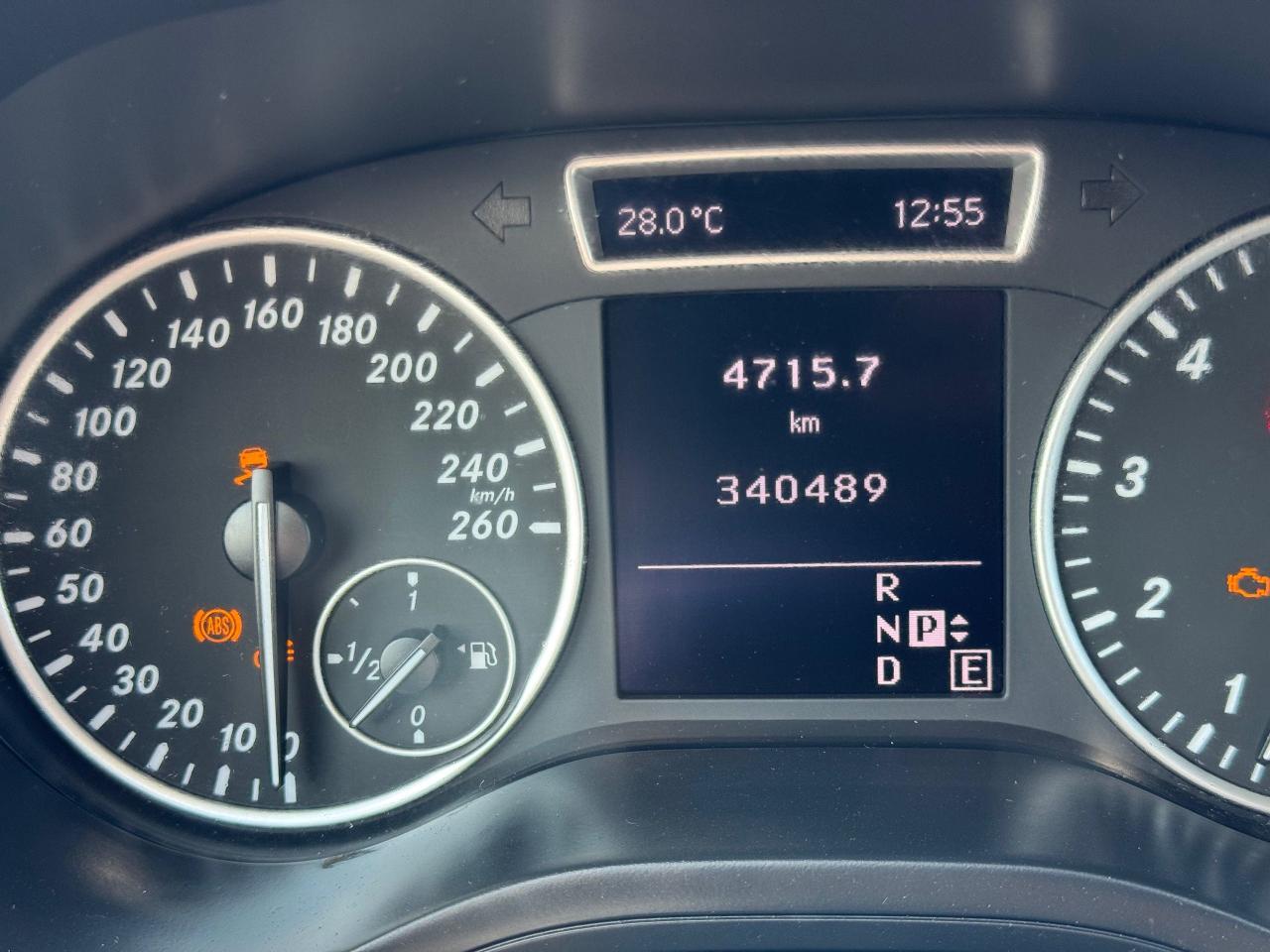 2013 Mercedes-Benz B-Class B 250 SPORTS TOURER, ENGINE NEEDS REPAIR, AS IS - Photo #15