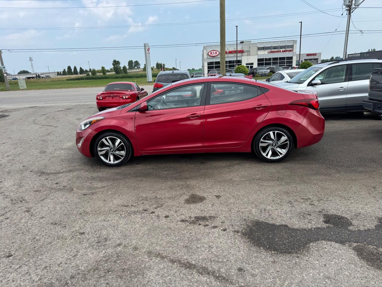 2015 Hyundai Elantra GLS, MANUAL, NO ACCIDENT, ONLY 198KMS, AS IS - Photo #2