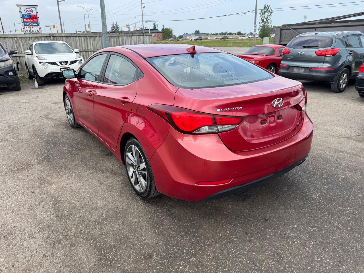 2015 Hyundai Elantra GLS, MANUAL, NO ACCIDENT, ONLY 198KMS, AS IS - Photo #3