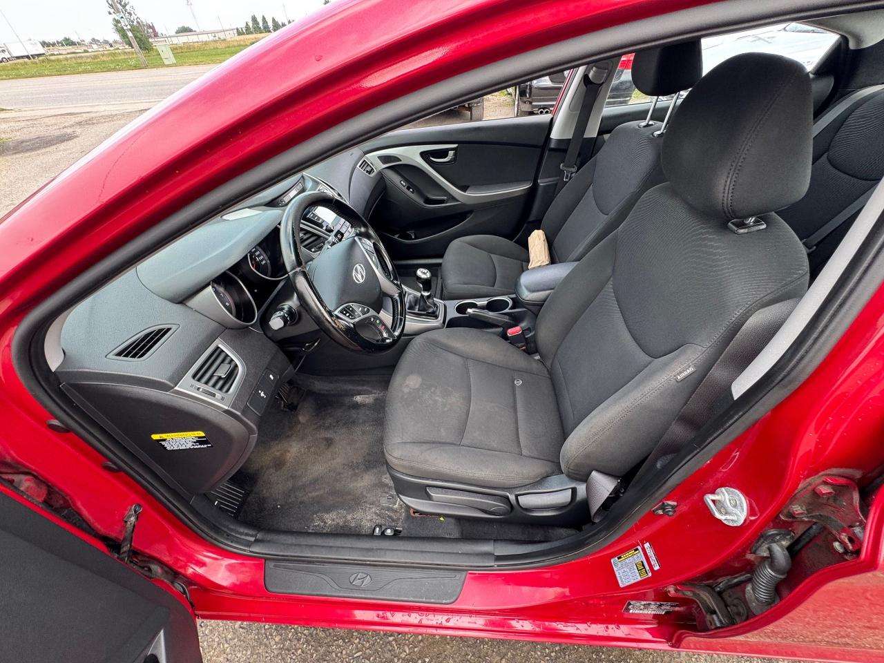 2015 Hyundai Elantra GLS, MANUAL, NO ACCIDENT, ONLY 198KMS, AS IS - Photo #11