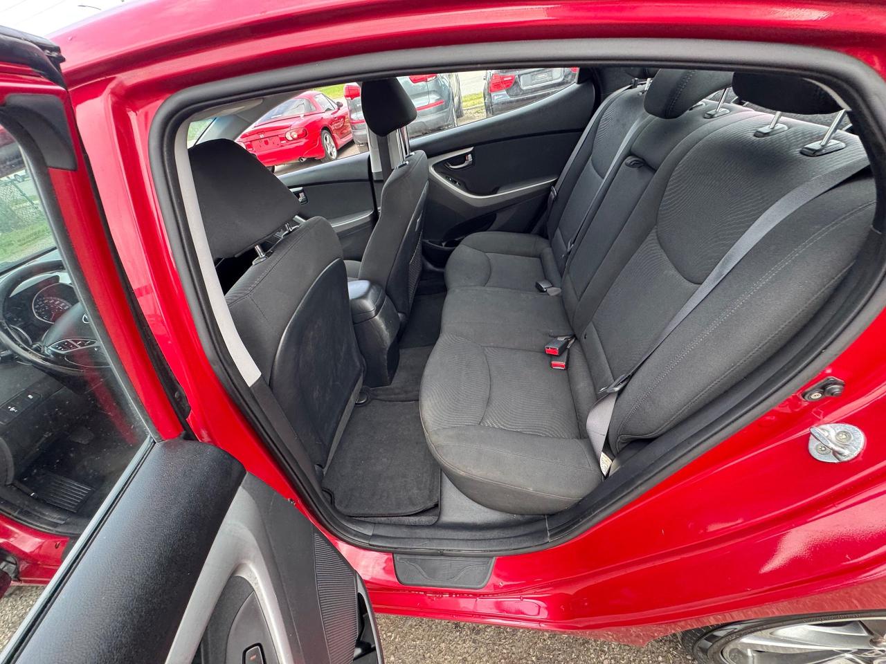2015 Hyundai Elantra GLS, MANUAL, NO ACCIDENT, ONLY 198KMS, AS IS - Photo #12
