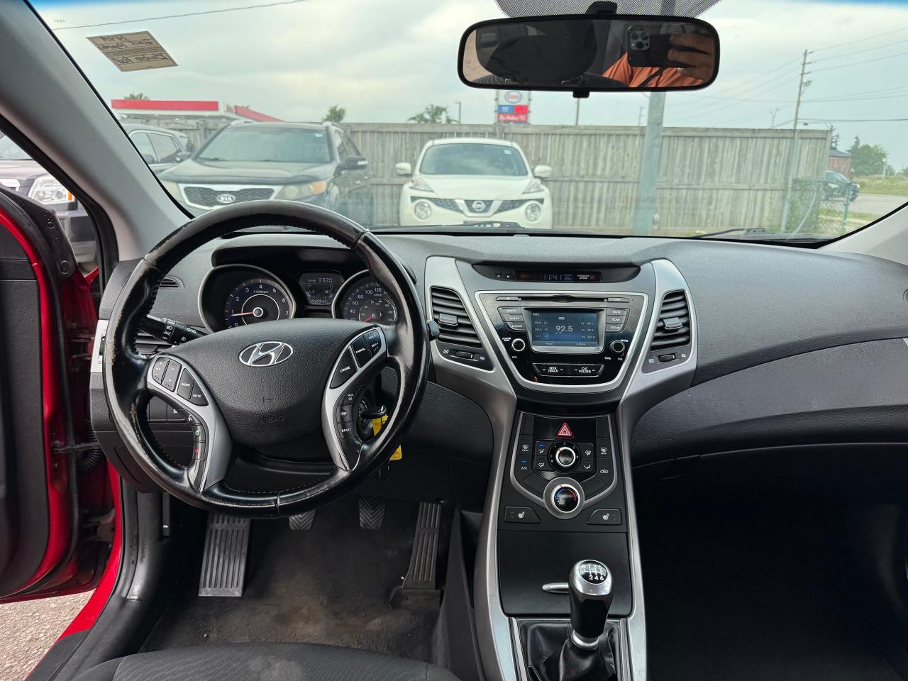 2015 Hyundai Elantra GLS, MANUAL, NO ACCIDENT, ONLY 198KMS, AS IS - Photo #15