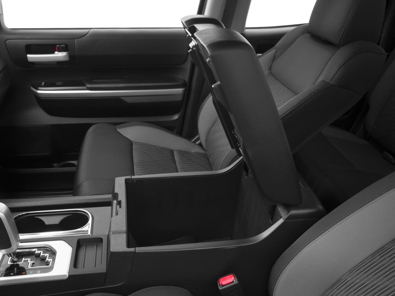2017 Toyota Tundra SR5 Plus Photo