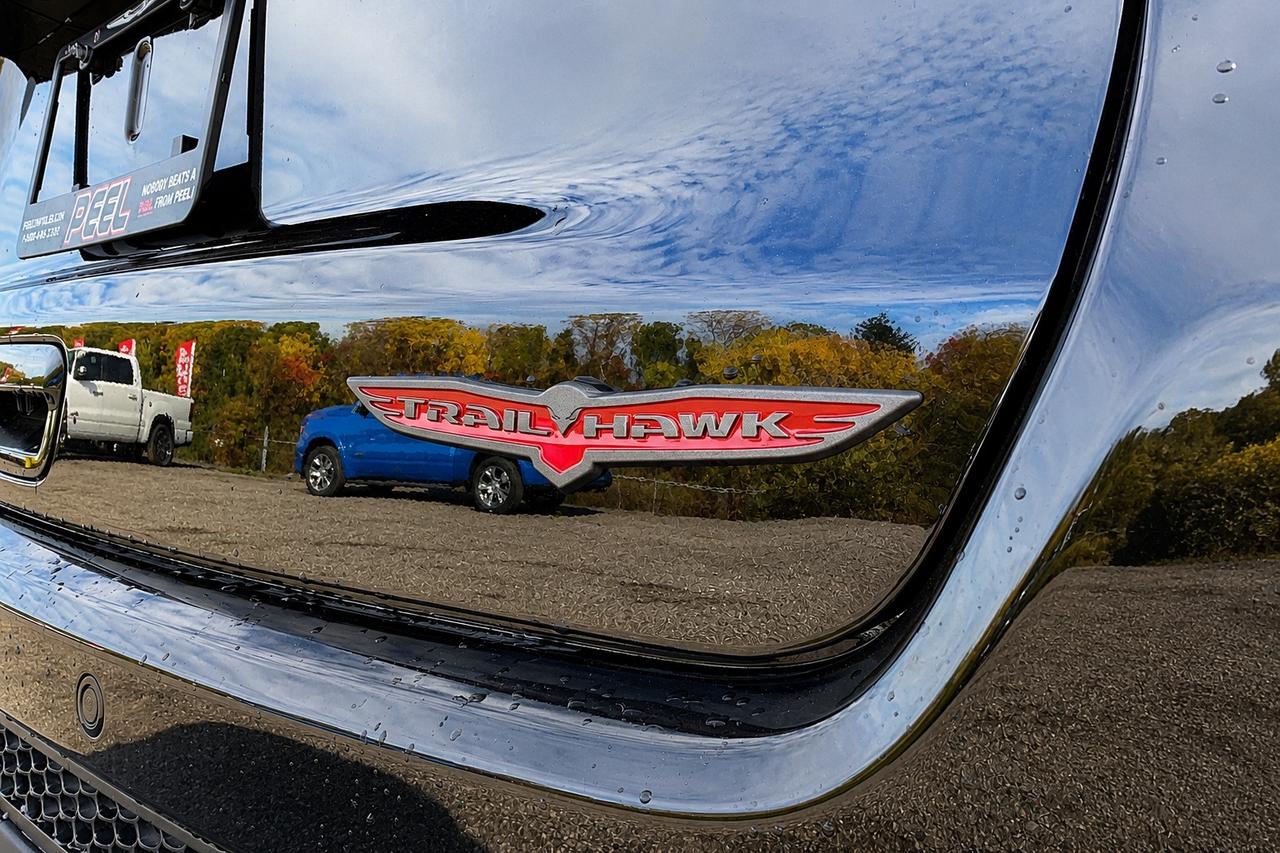 2026 Jeep Compass TRAILHAWK | Sun & Sound Grp | Tow Pkg | 4X4 Photo