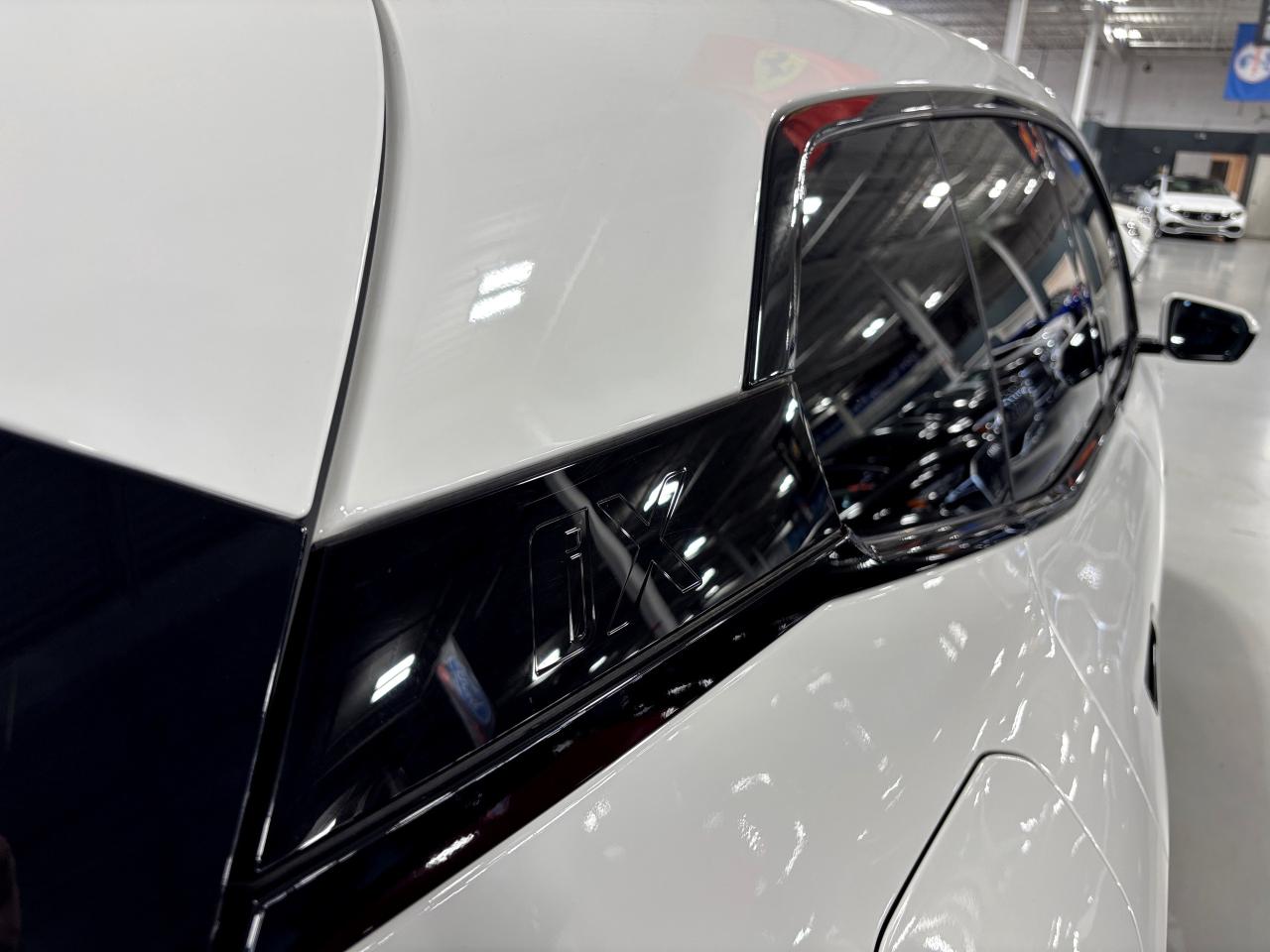 2024 BMW iX xDrive50|AWD|NAV|HUD|MASSAGE|AMBIENT|3DCAM|PANROOF - Photo #7