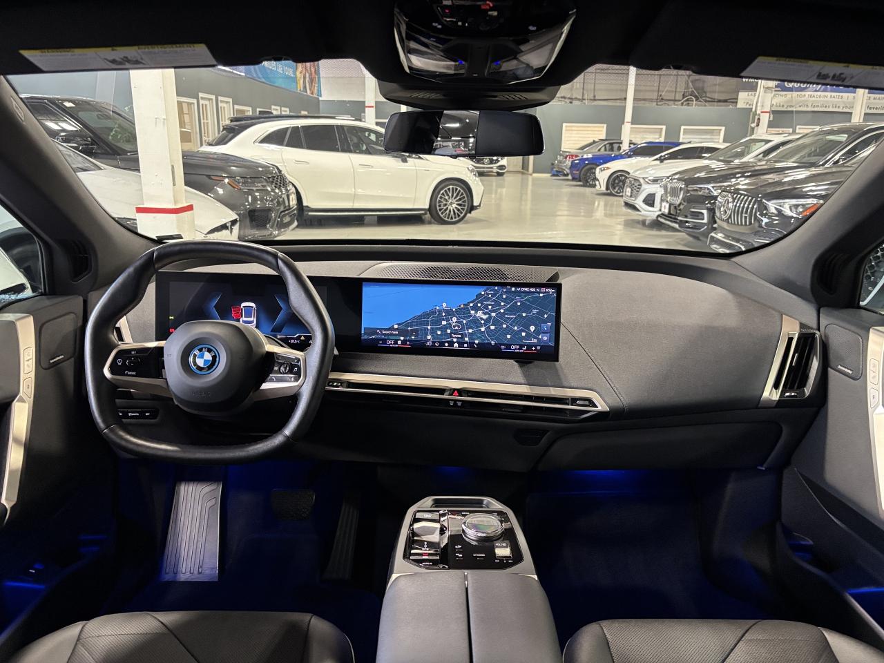 2024 BMW iX xDrive50|AWD|NAV|HUD|MASSAGE|AMBIENT|3DCAM|PANROOF - Photo #17
