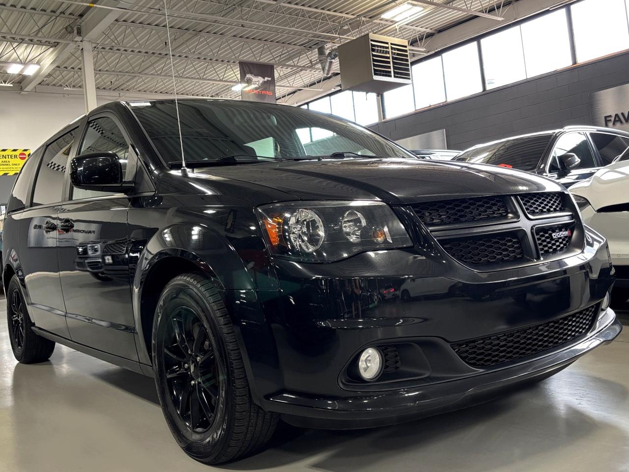 2019 Dodge Grand Caravan GT|V6|POWERDOORS|REARDVD|LEATHER|STOW&GO|NAV|7PASS - Photo #2