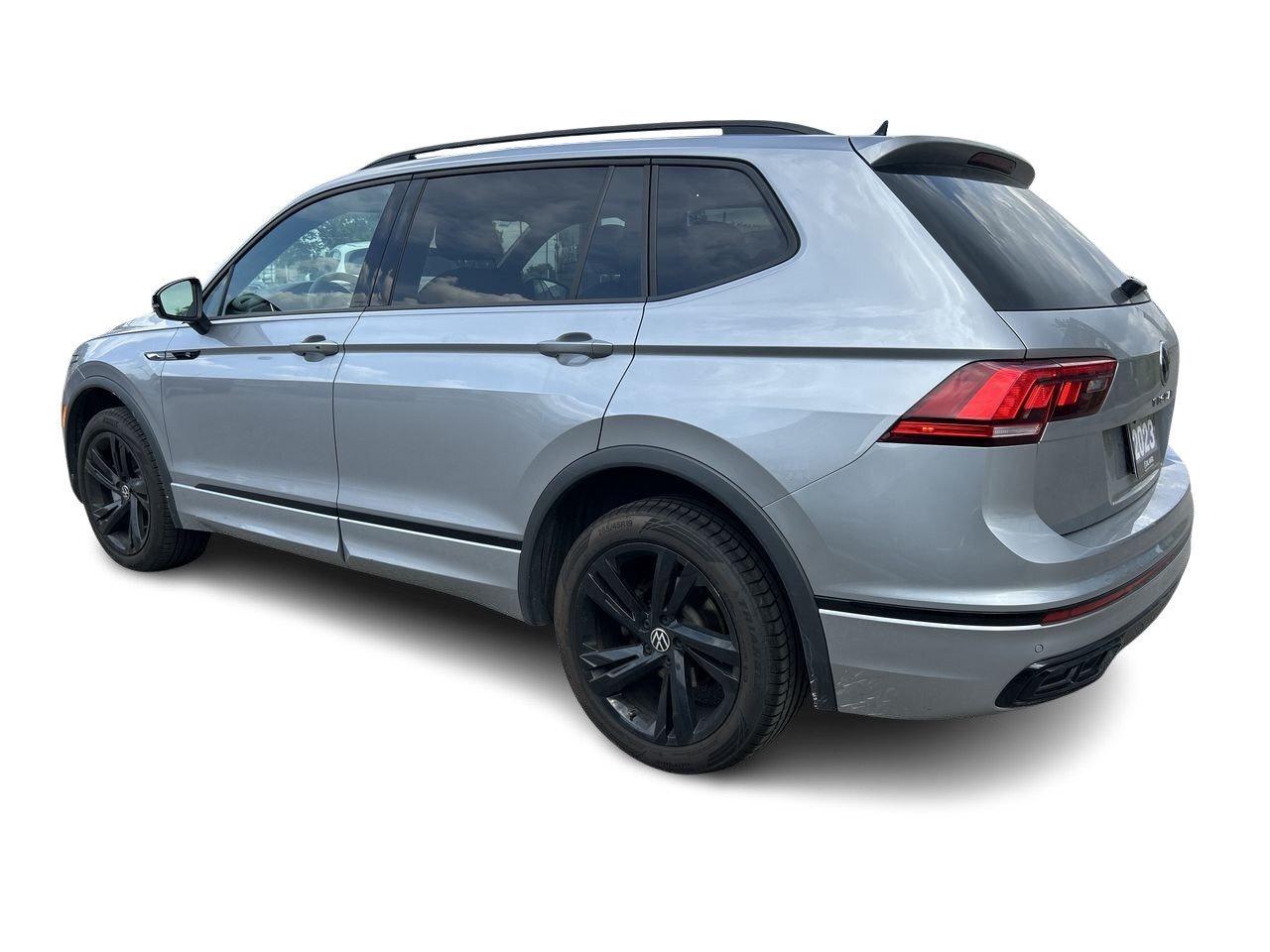 2023 Volkswagen Tiguan Comfortline R-Line Black 2.0T 8sp at w/Tip 4M R LI Photo