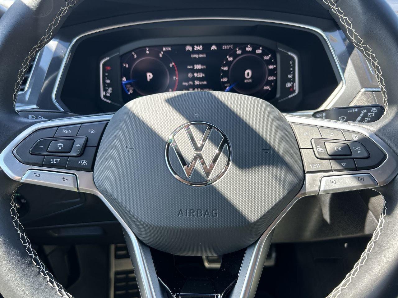 2023 Volkswagen Tiguan Comfortline R-Line Black 2.0T 8sp at w/Tip 4M R LI Photo