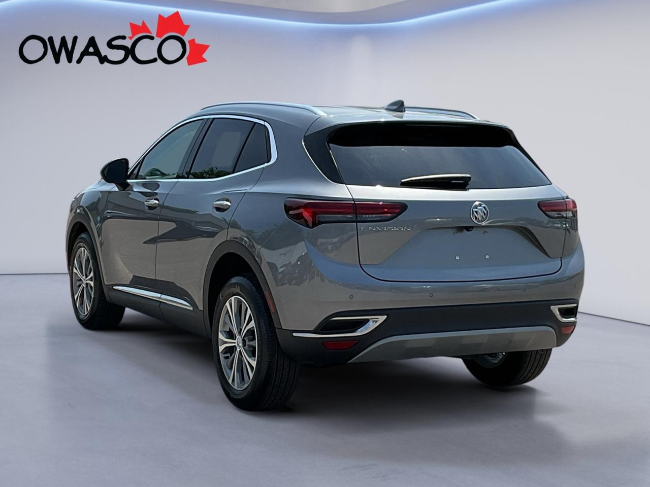 2022 Buick Envision 2.0L Preferred Pkg! Great kms! Clean CarFax! Photo3