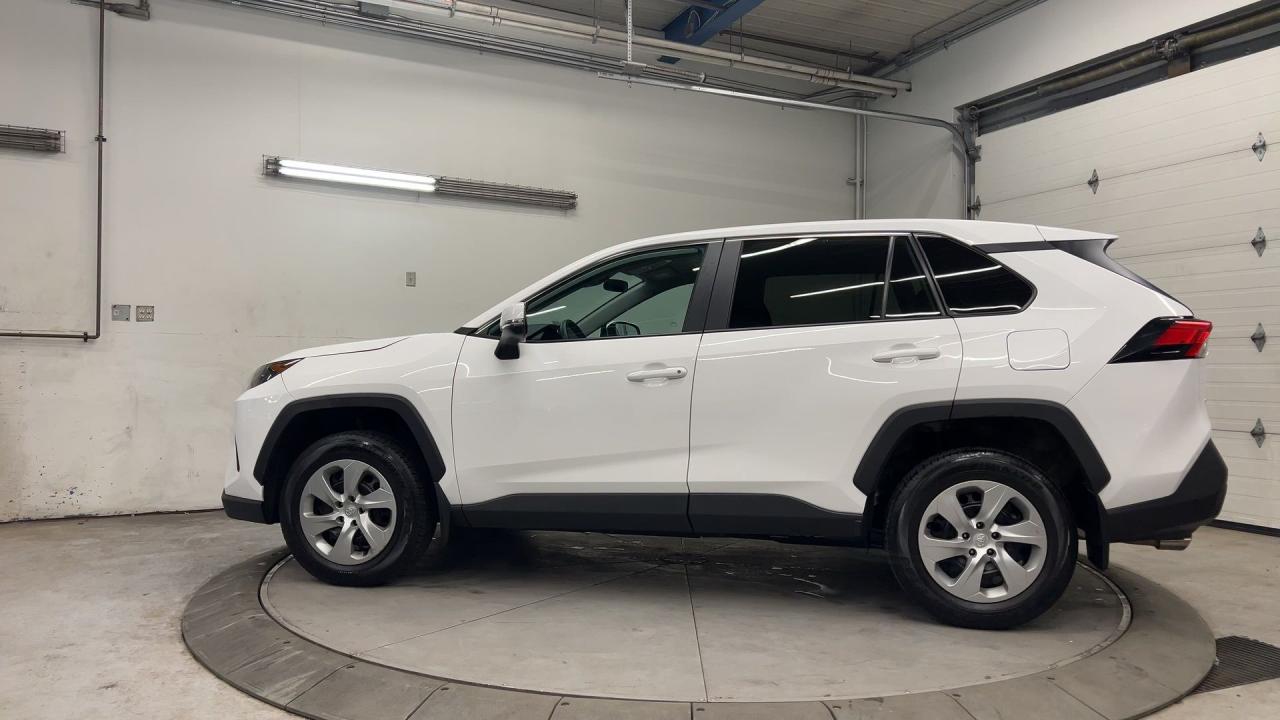 2023 Toyota RAV4 AWD | HTD SEATS | CARPLAY| A/C | REAR CAM Photo4