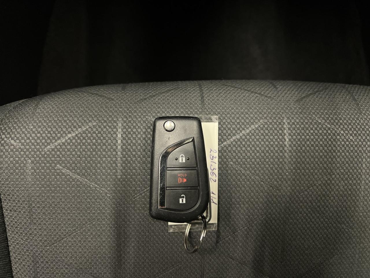 2023 Toyota RAV4 AWD | HTD SEATS | CARPLAY| A/C | REAR CAM Photo