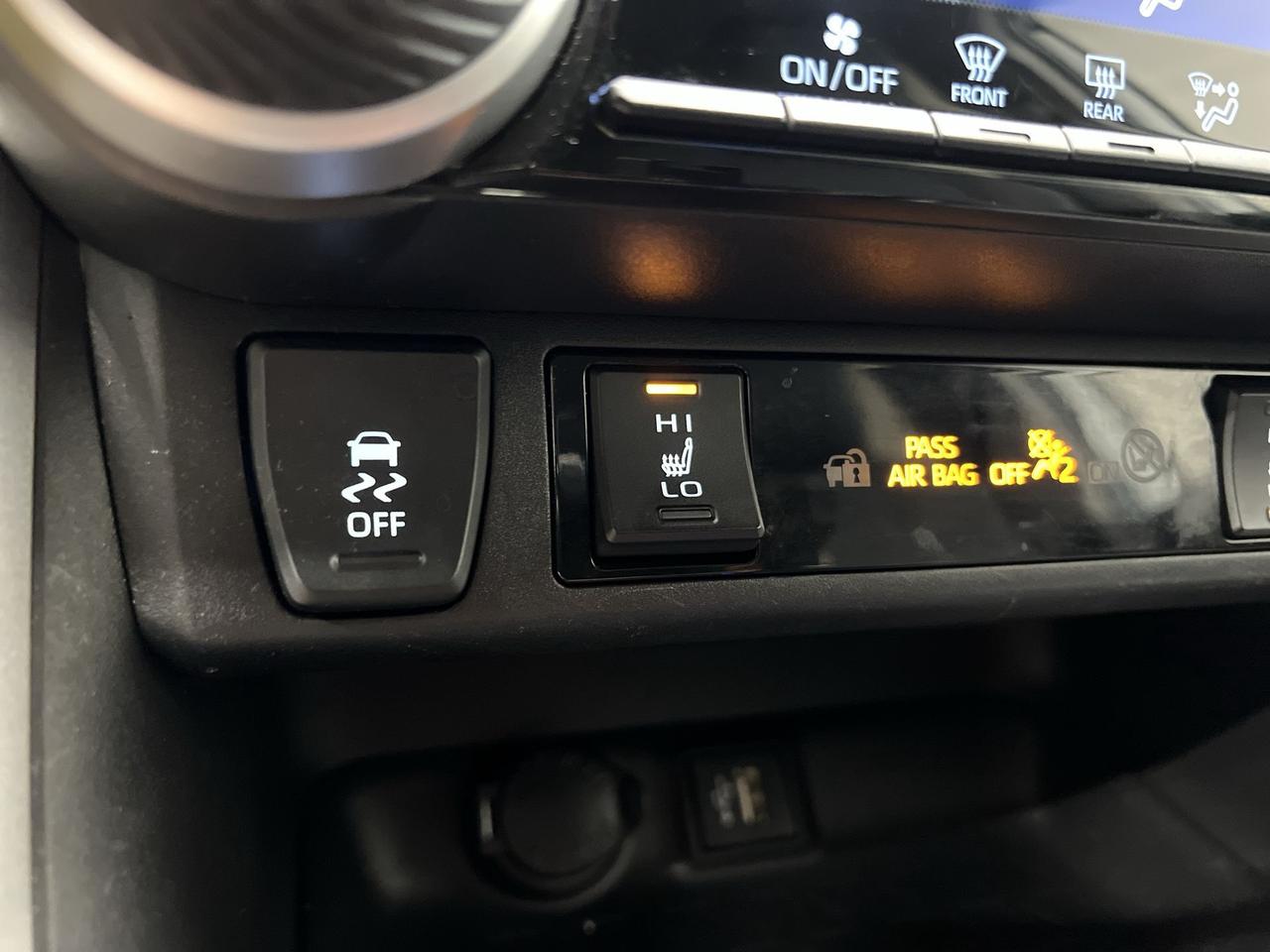 2023 Toyota RAV4 AWD | HTD SEATS | CARPLAY| A/C | REAR CAM Photo